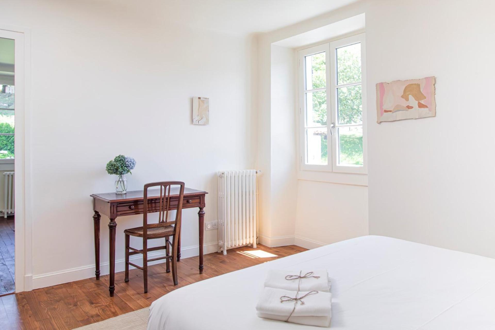 Maison Gamboia, Chambres D'Hotes Au Calme Avec Jardin Hasparren Eksteriør billede